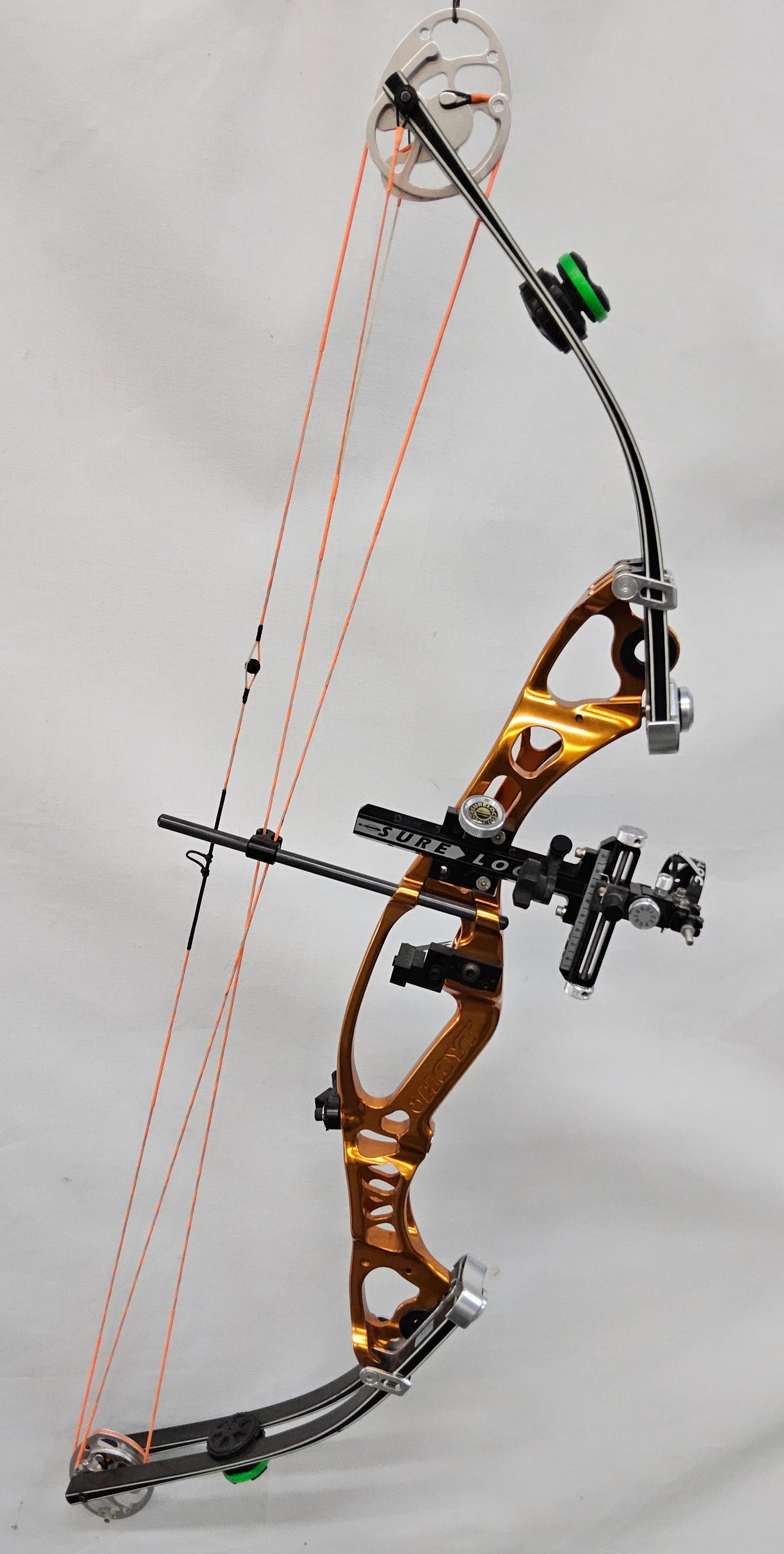 Hoyt Contender Elite RH/60 Used